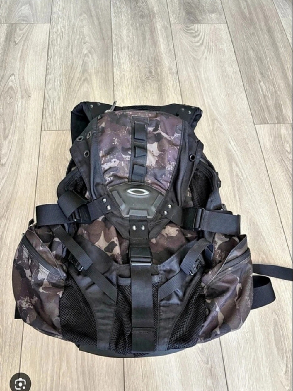 Oakley Icon Camo Backpack Vintage Tactical 90s Y2K logo Black